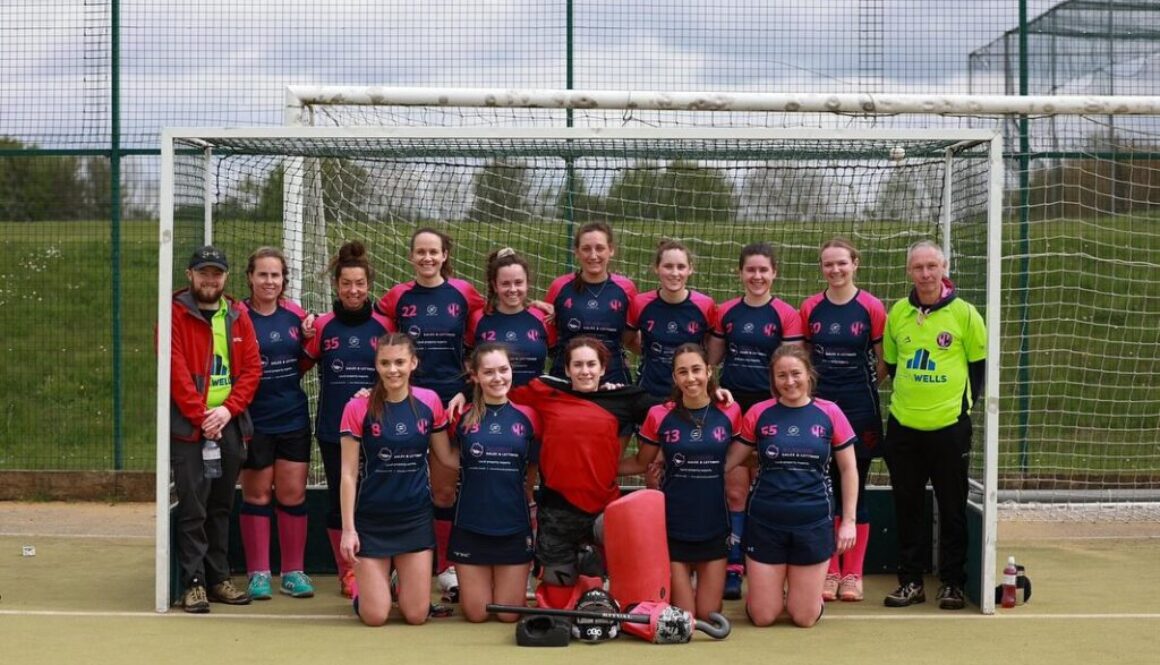 ladies 1 team photo